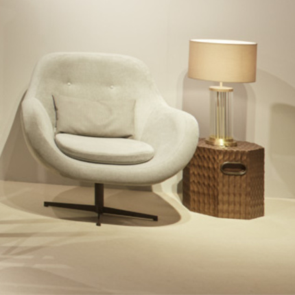 Lapa-interior-design-Colmen-stool-Life-style