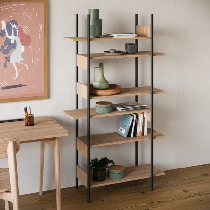 Scale 4.6_Lapa-Interior-Design-Estante-desk-Hem-Bravo-chair-Oleo-03_1.10000