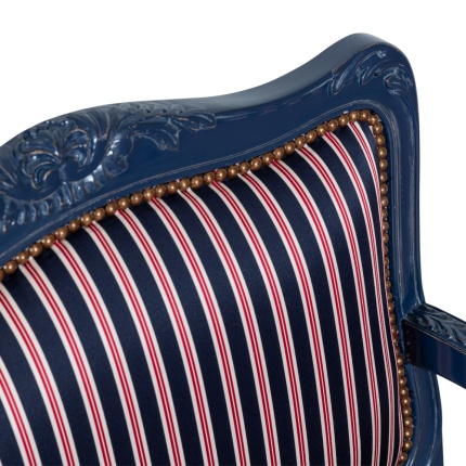 Viena Armchair by Lapa Interior Design – upholstered chair with curved back and wooden legs